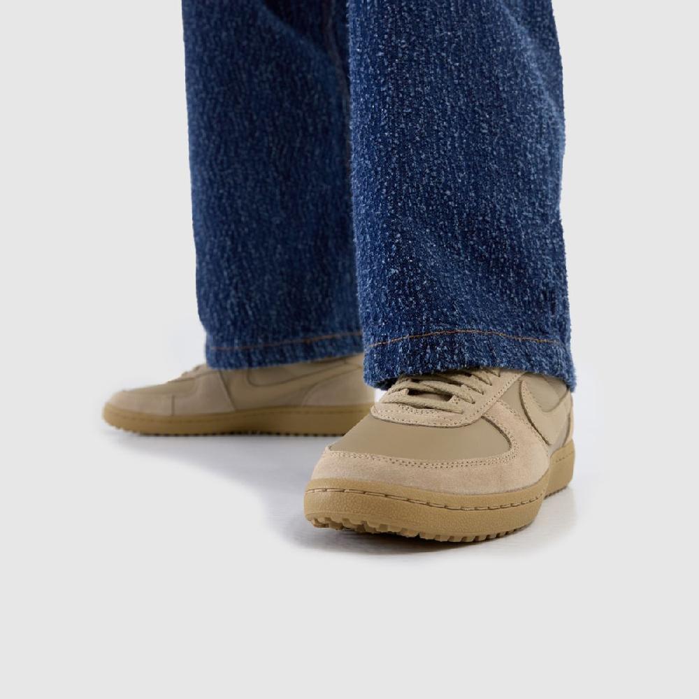 Schuh Nike Field General In Tan