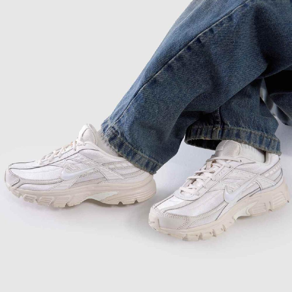 Schuh Nike Initiator In Beige