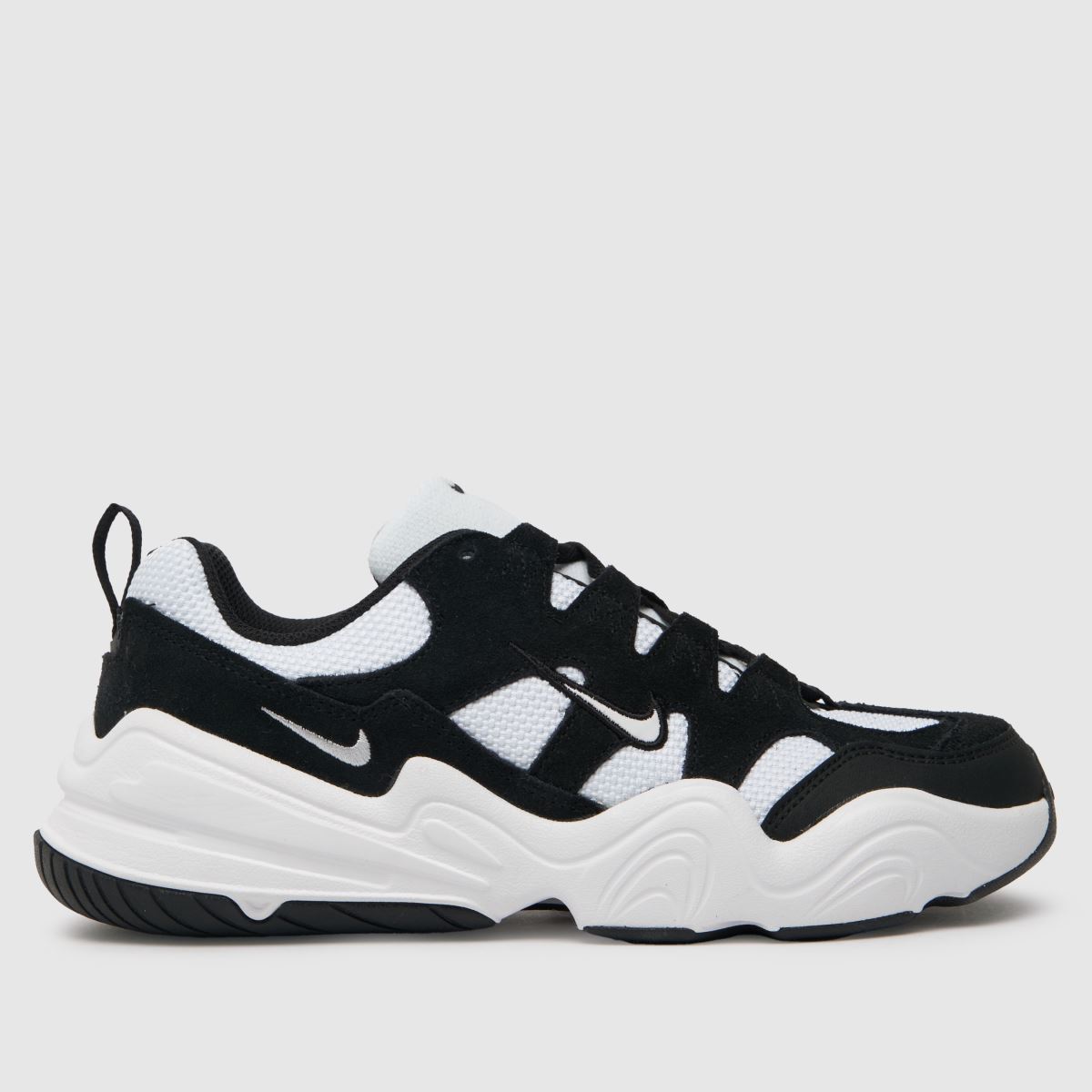 schuh Nike Tech Hera in Black & White