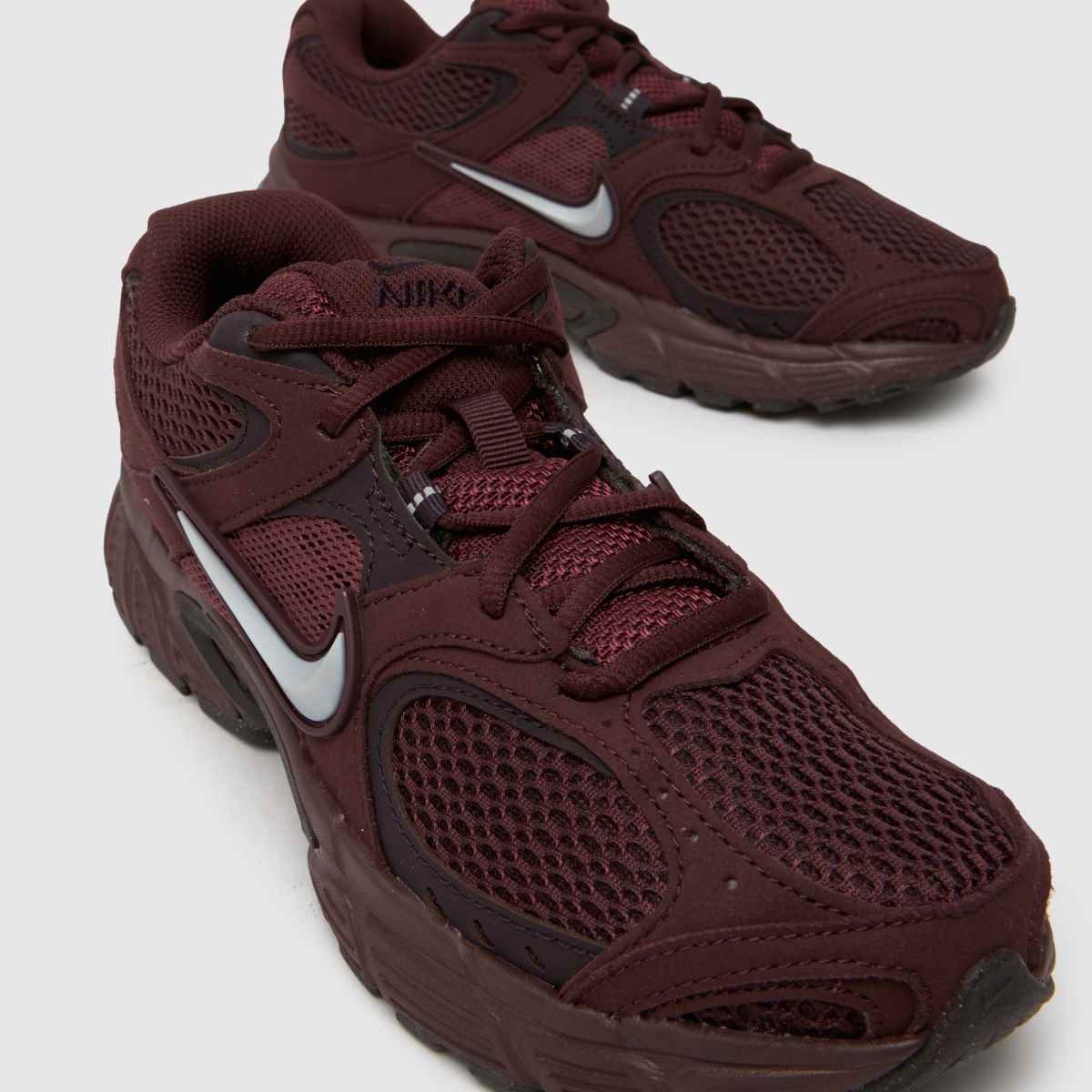 Schuh Nike V5 RNR In Burgundy