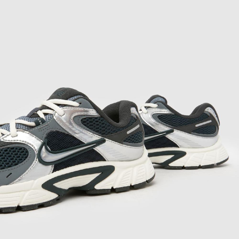 Schuh Nike V5 RNR In Silver Multi