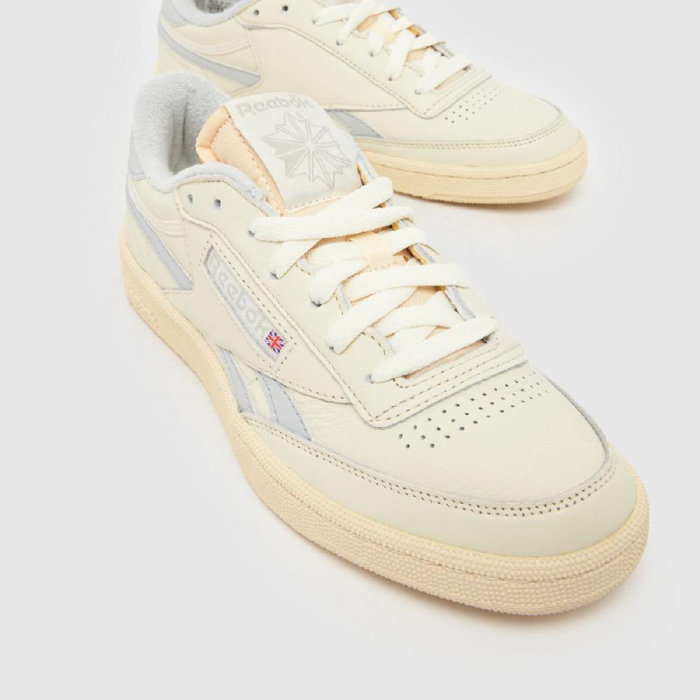 Schuh Reebok Club C Revenge In White & Grey