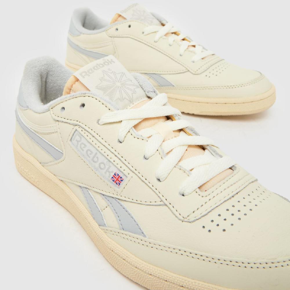 Schuh Reebok Club C Revenge In White & Grey