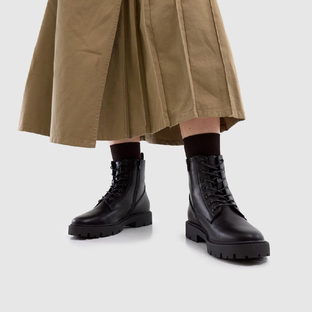 Schuh Schuh Asher Chunky Classic In Black