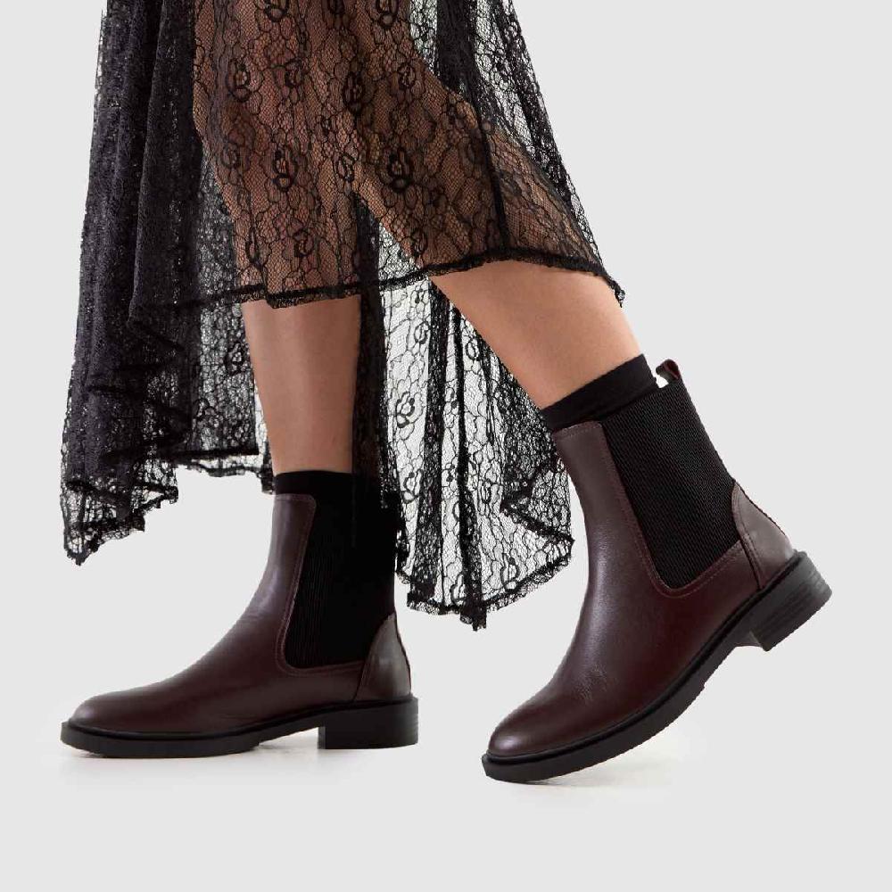 Schuh Schuh Astrid Leather Chelsea In Burgundy