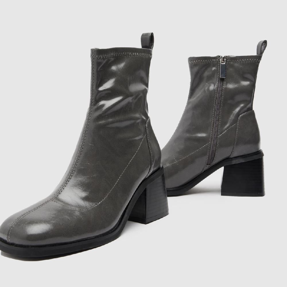 Schuh Schuh Briony Block Heel In Grey