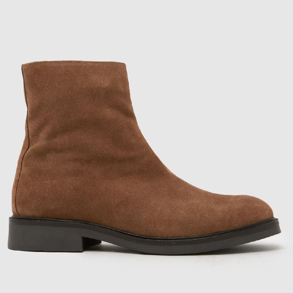schuh schuh Dario Suede Square Toe in Tan