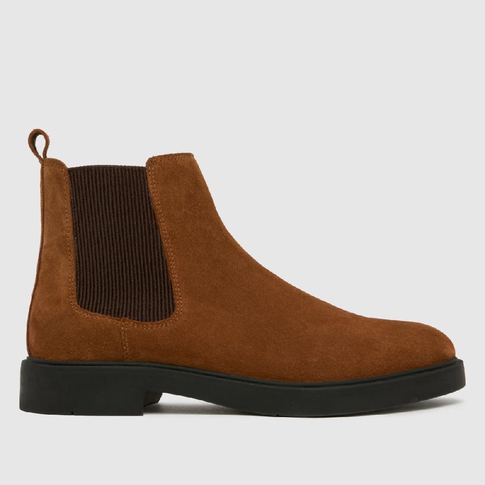 schuh schuh Dice Suede Chelsea in Tan