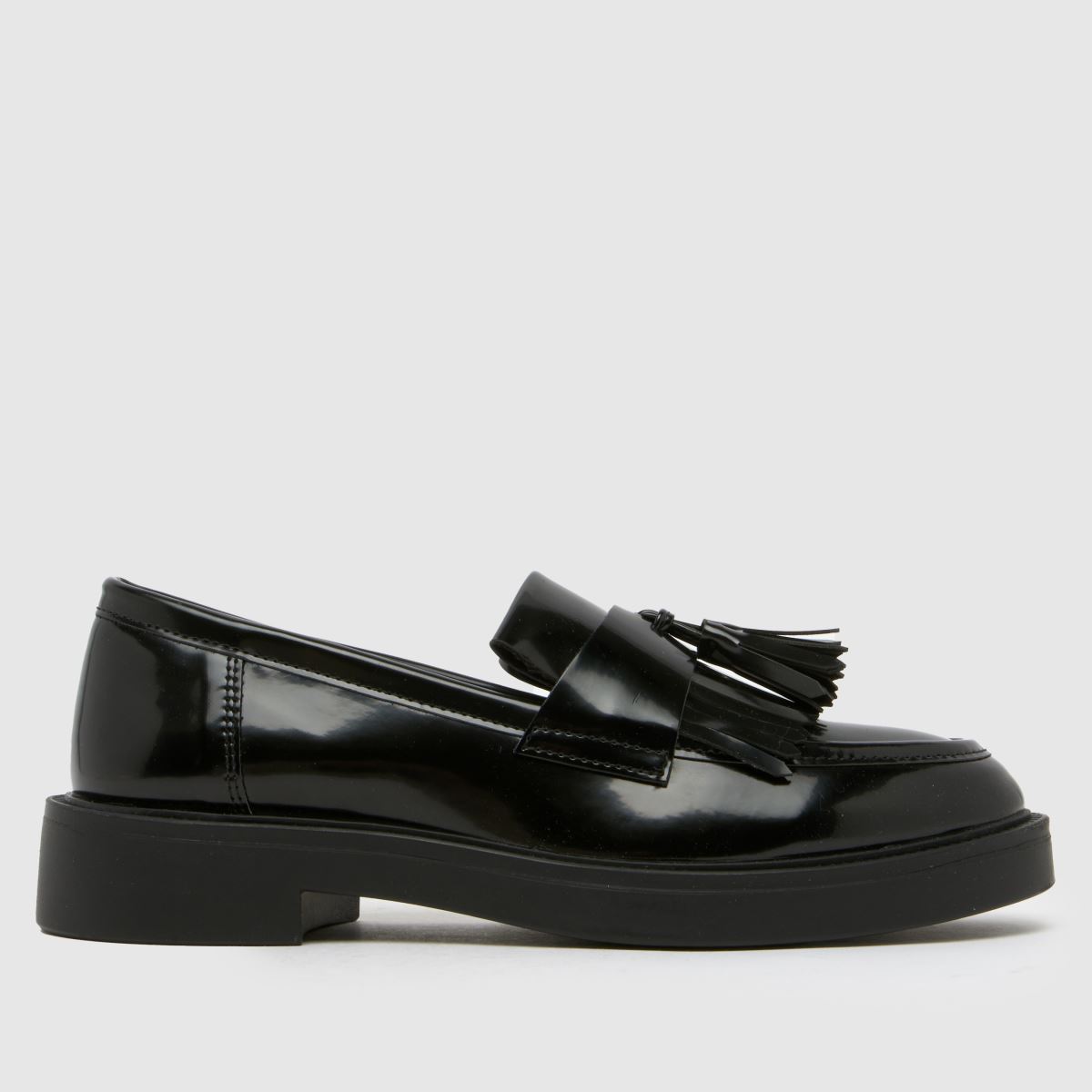 schuh schuh Lawton Loafer in Black