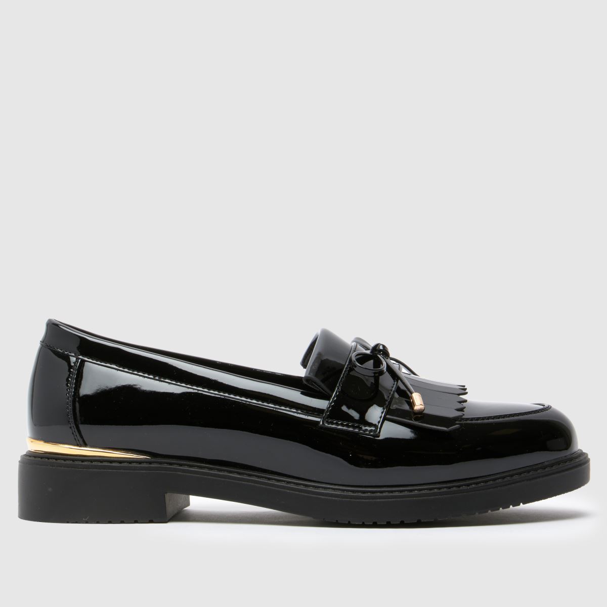schuh schuh Lillia Loafer in Black