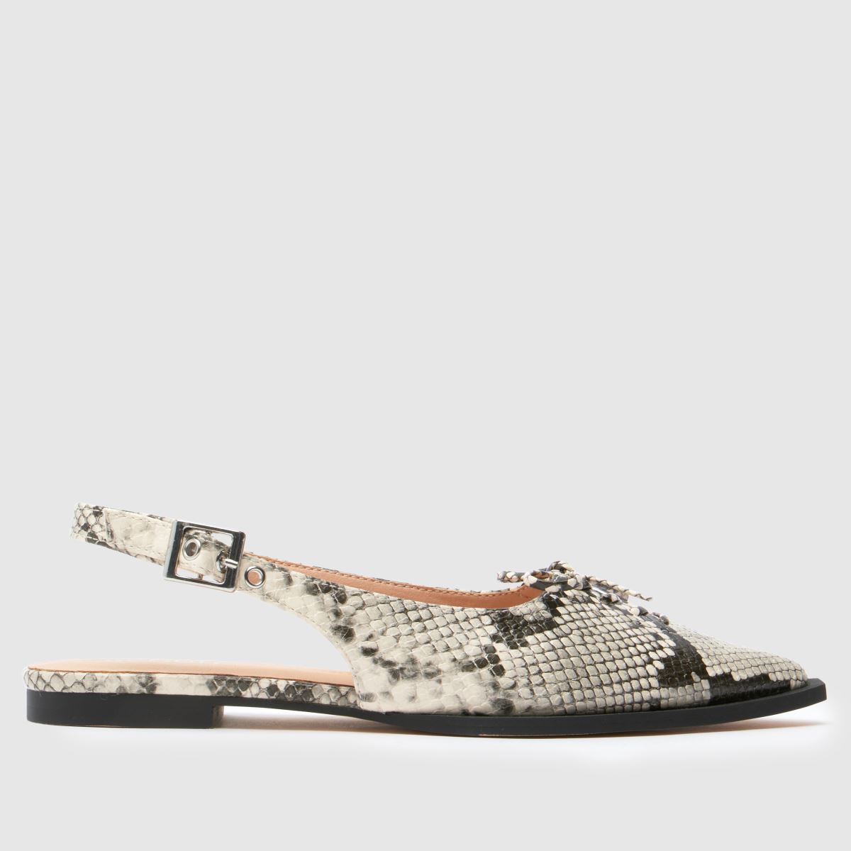 schuh schuh Lorie Point Hardware in White & Black