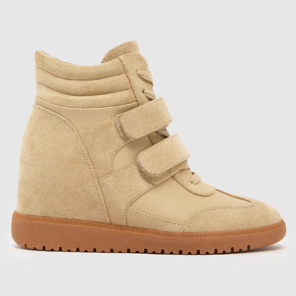 schuh schuh Marlow Wedge in Stone