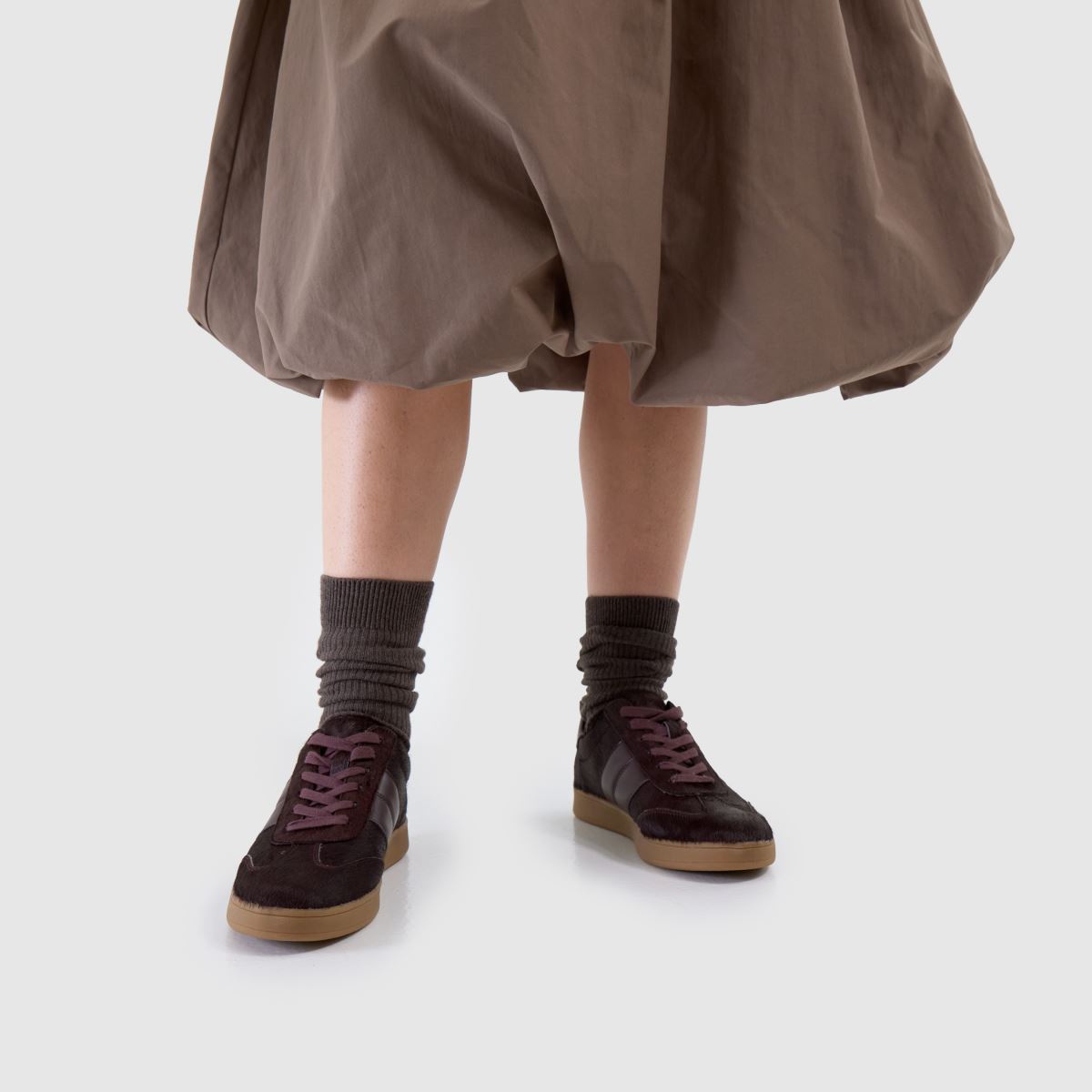 Schuh Schuh Miley Leather Trainer In Burgundy