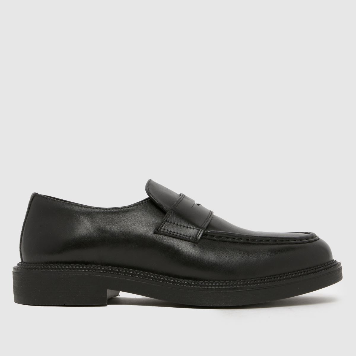 schuh schuh Rykard Leather Loafer in Black