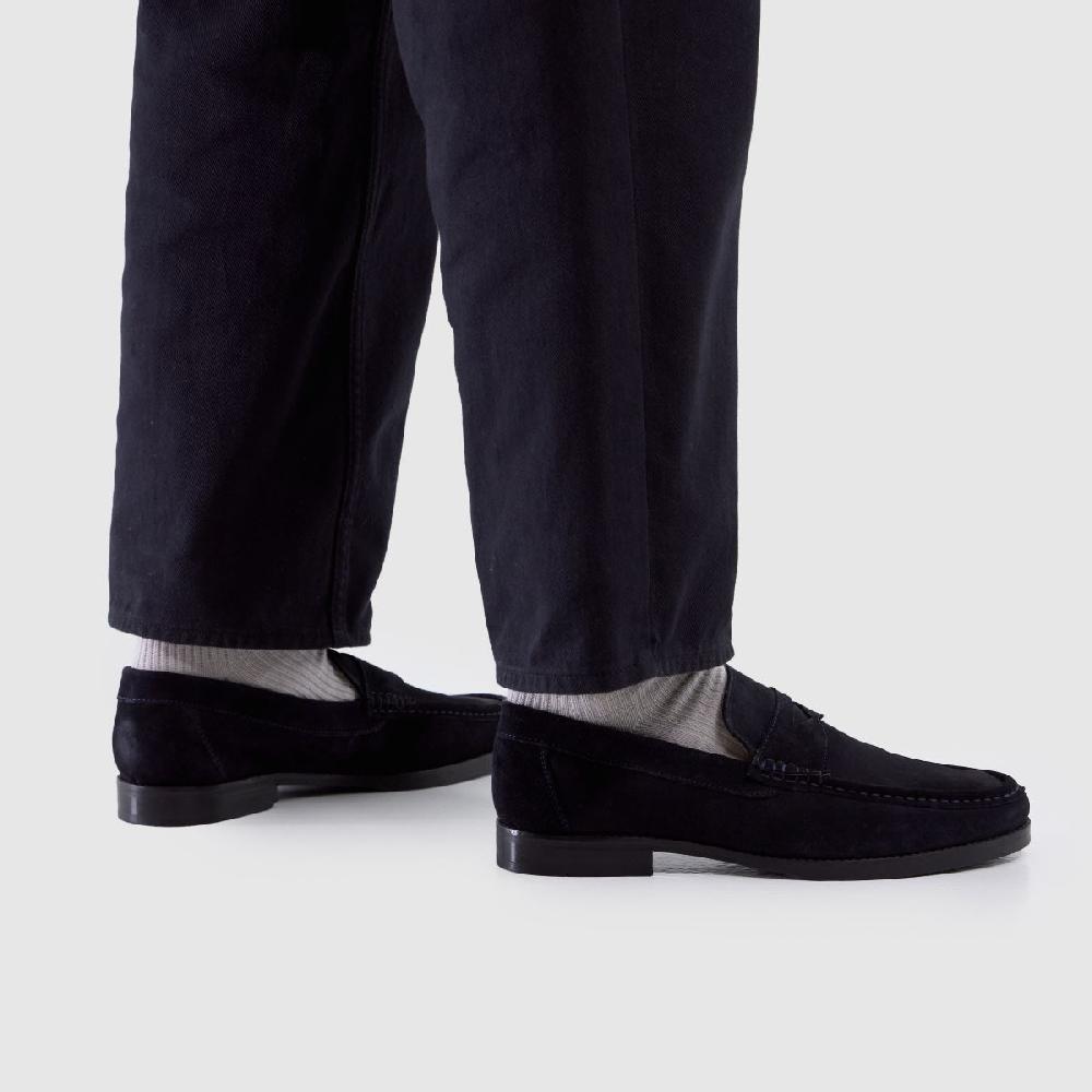 Schuh Schuh Ryle Suede Loafer In Navy