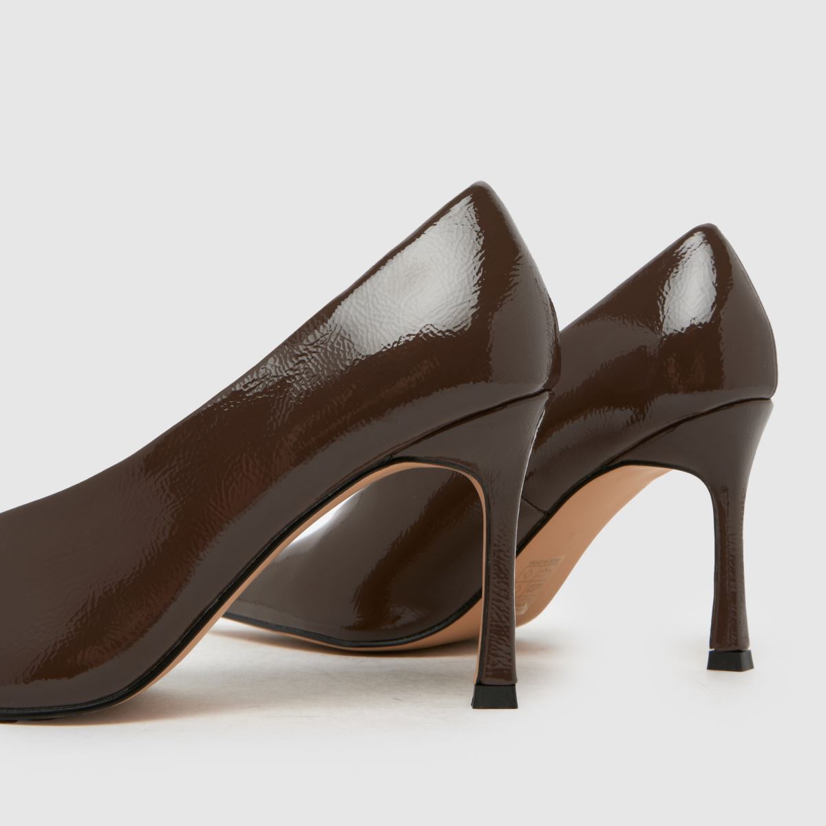 Schuh Schuh Shy High Vamp Court In Brown