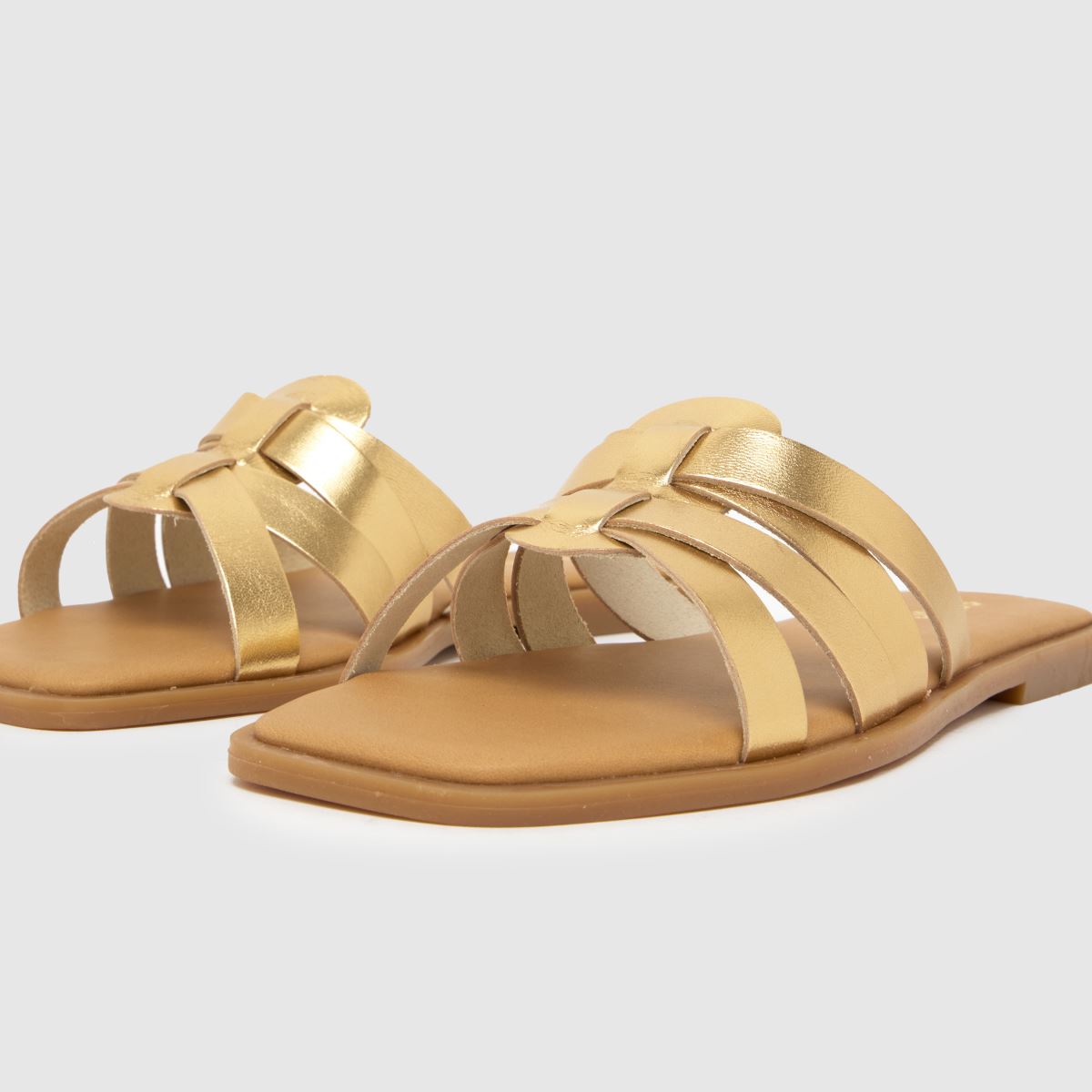 Schuh Schuh Tallie Mule In Gold