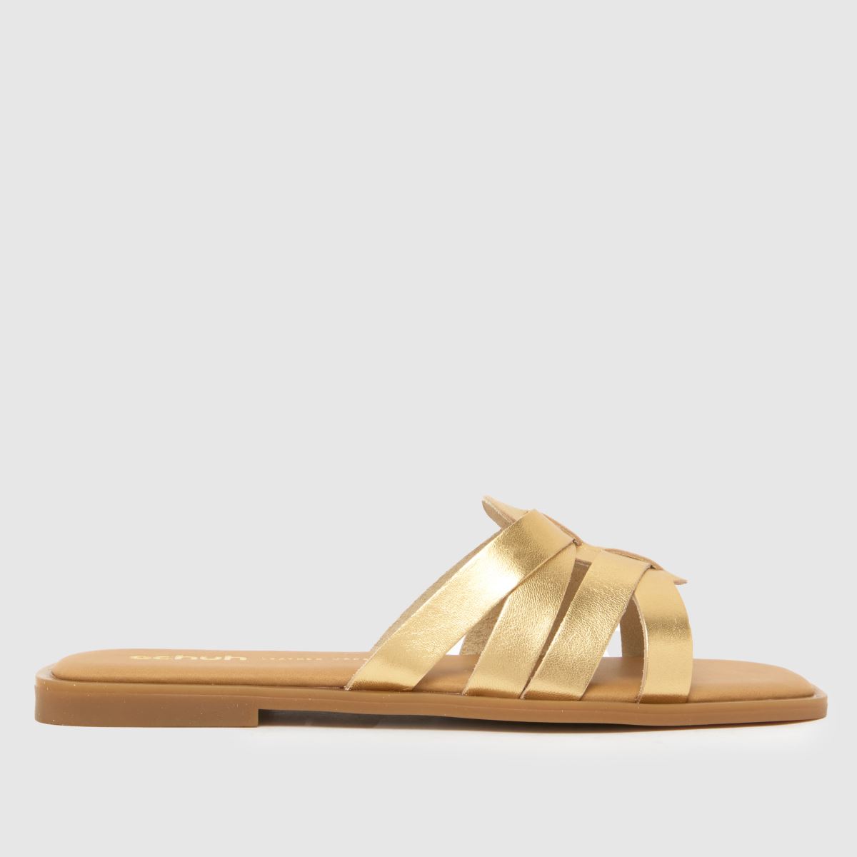 schuh schuh Tallie Mule in Gold
