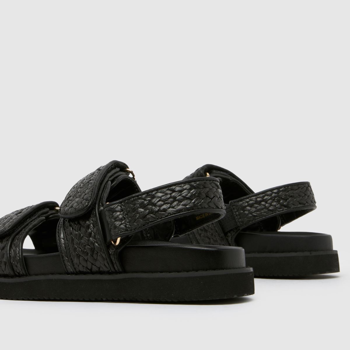 Schuh Schuh Tiesha Footbed In Black