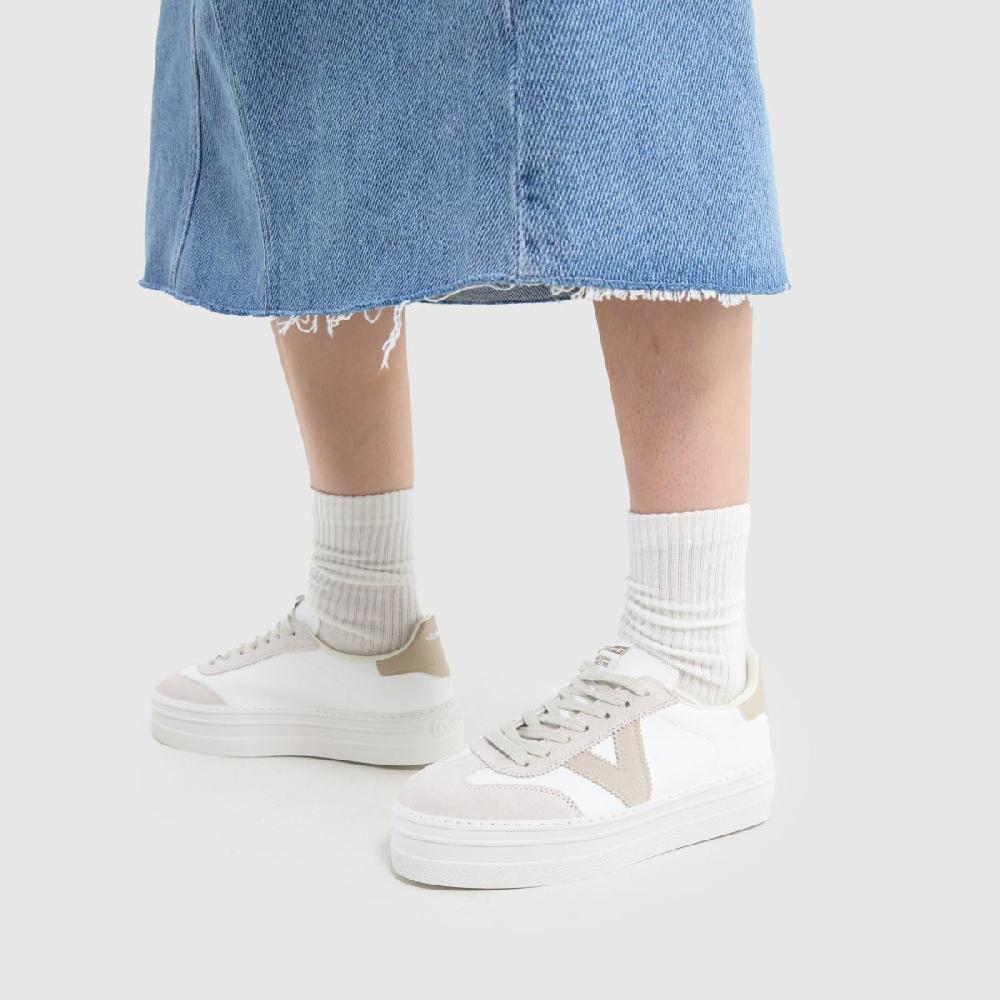 Schuh Victoria Barcelona Ciclista In White & Beige