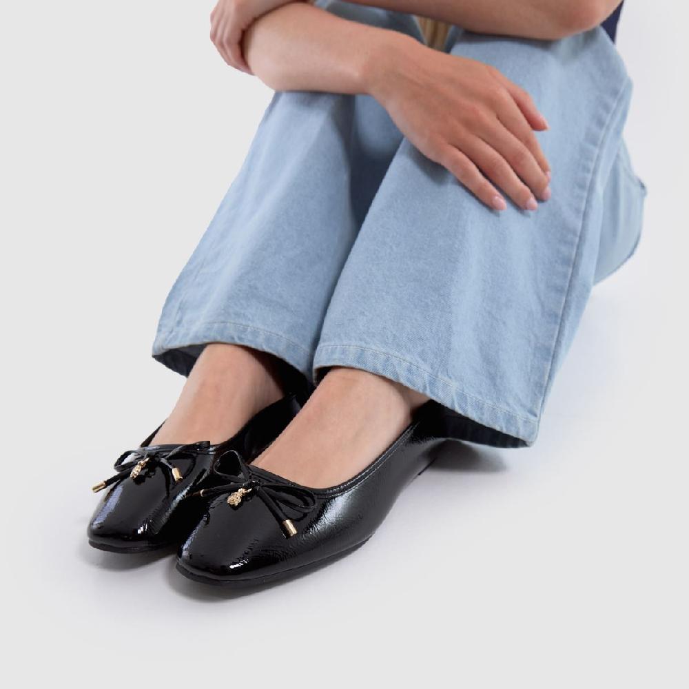 Schuh Schuh Wide Fit Liberty Charm Ballerina In Black