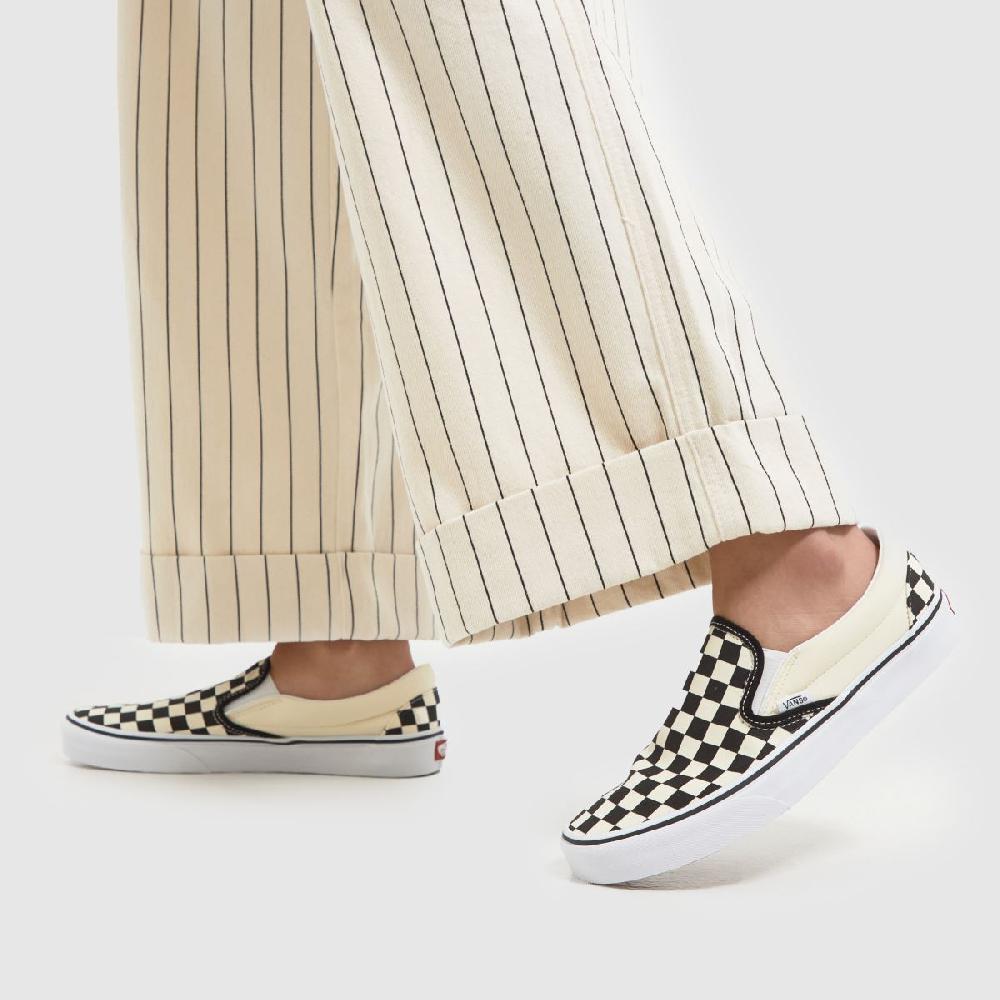 Schuh Vans Checkerboard Classic Slip-On In Black & Cream