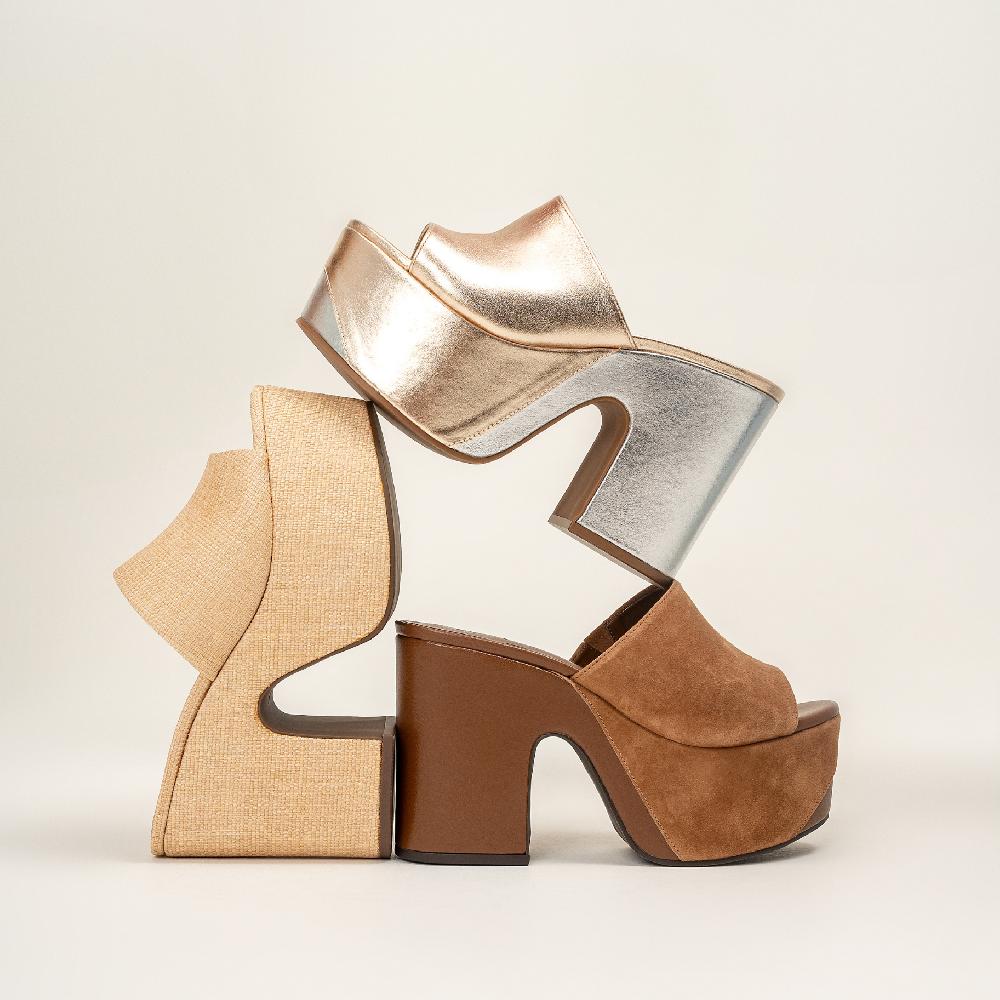 Schutz Dalle Cutout Straw Sandal