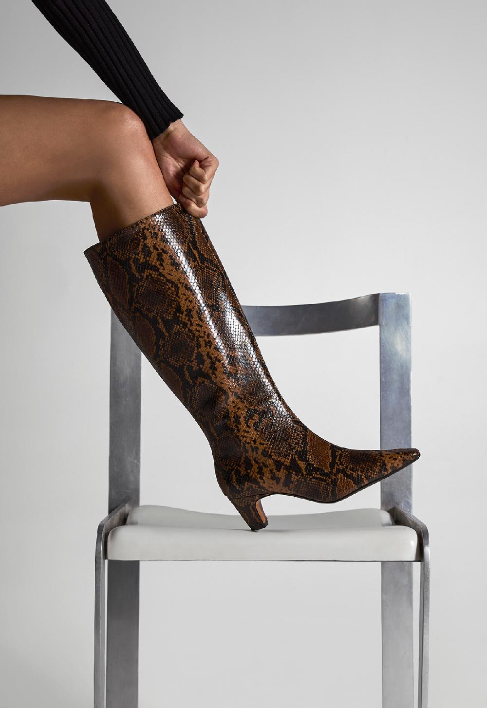 Schutz Dellia Up Casual Boot