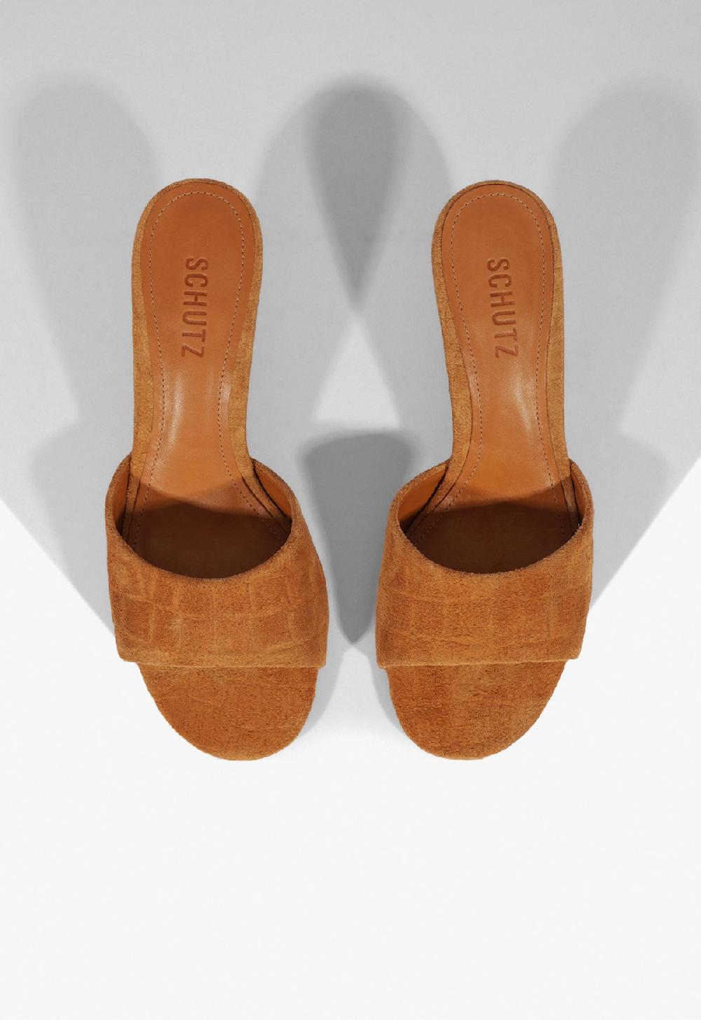 Schutz Dethalia Round Sandal