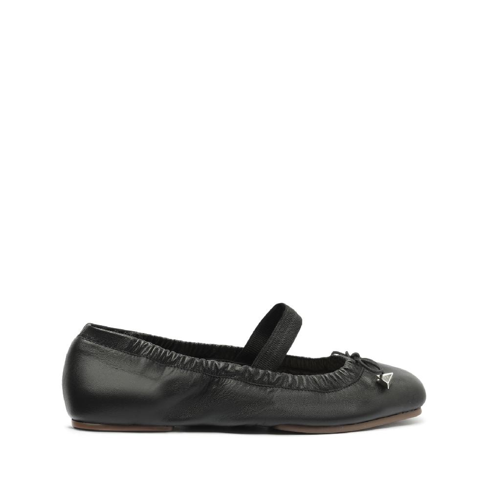 schutz Fanny Leather Flat