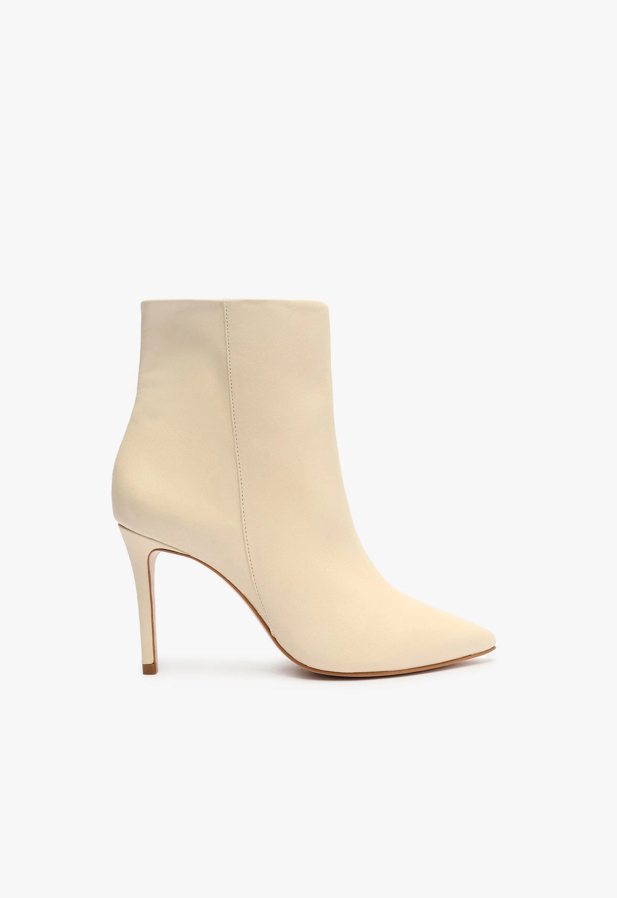 schutz Magali Leather Bootie