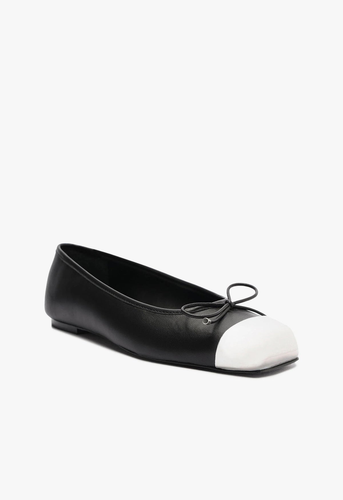 Schutz Sae Cap Toe Leather Flat