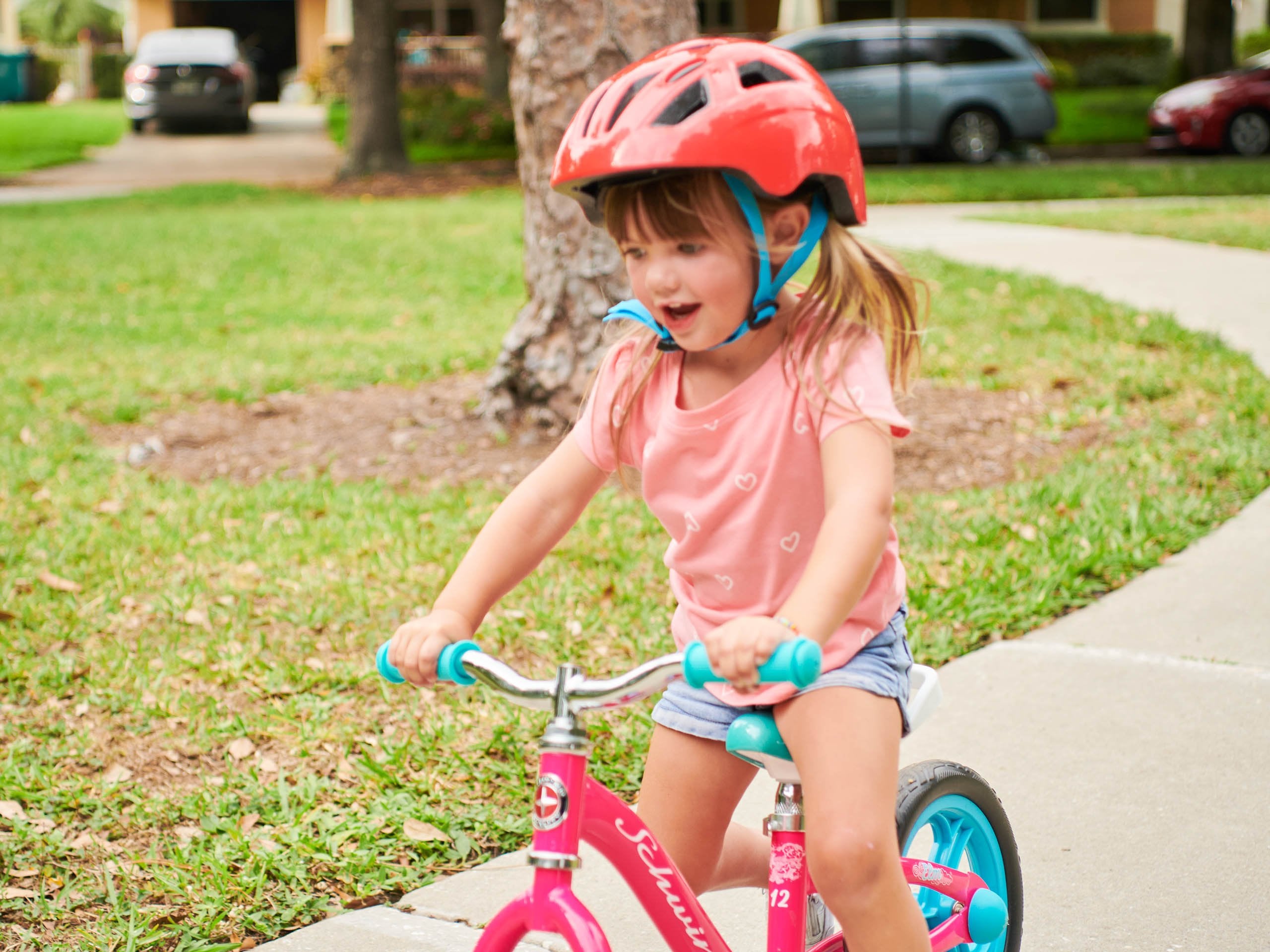 Schwinn Elm Balance Bike 12in Kids Bike Pink