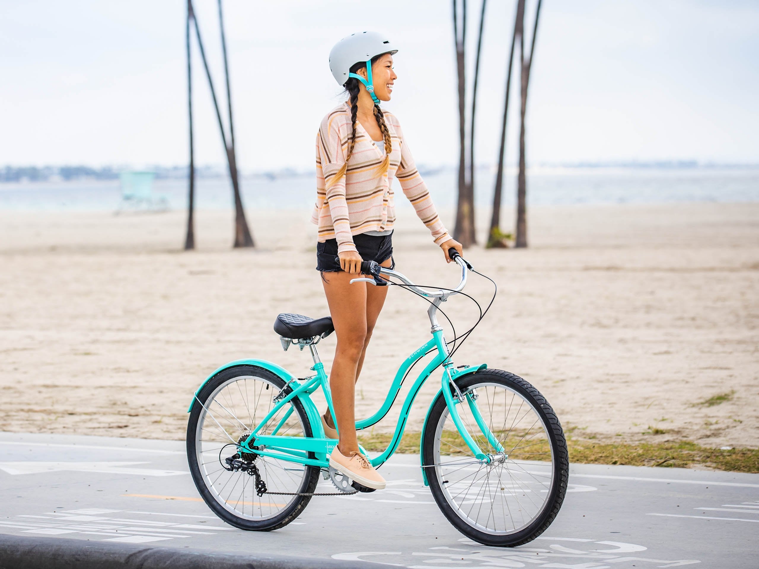 Schwinn Mikko 7 Step-Thru 26in Cruiser Bike Blue