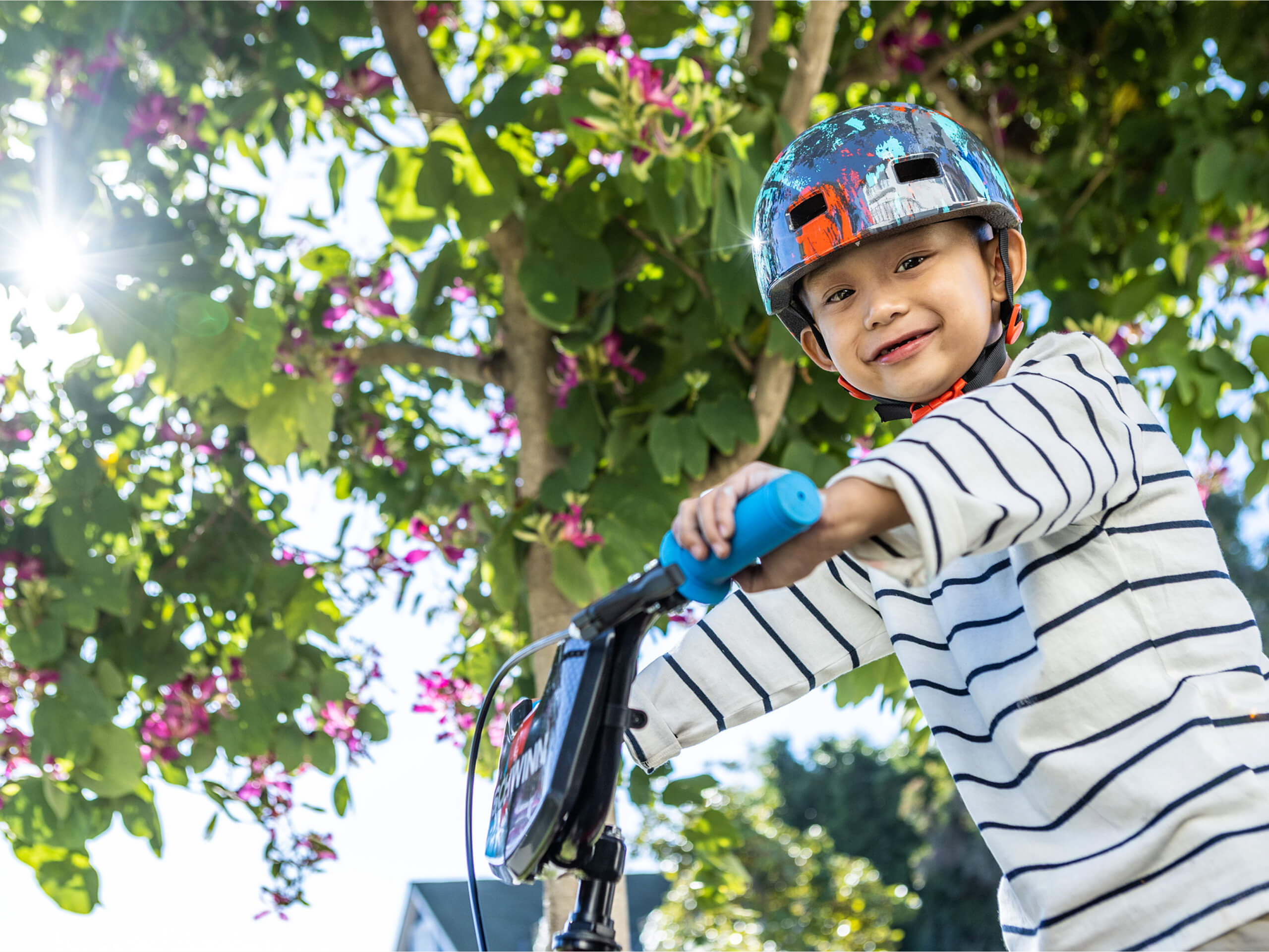 Schwinn Sunburst Child Multi-Sport Helmet Helmet Blue