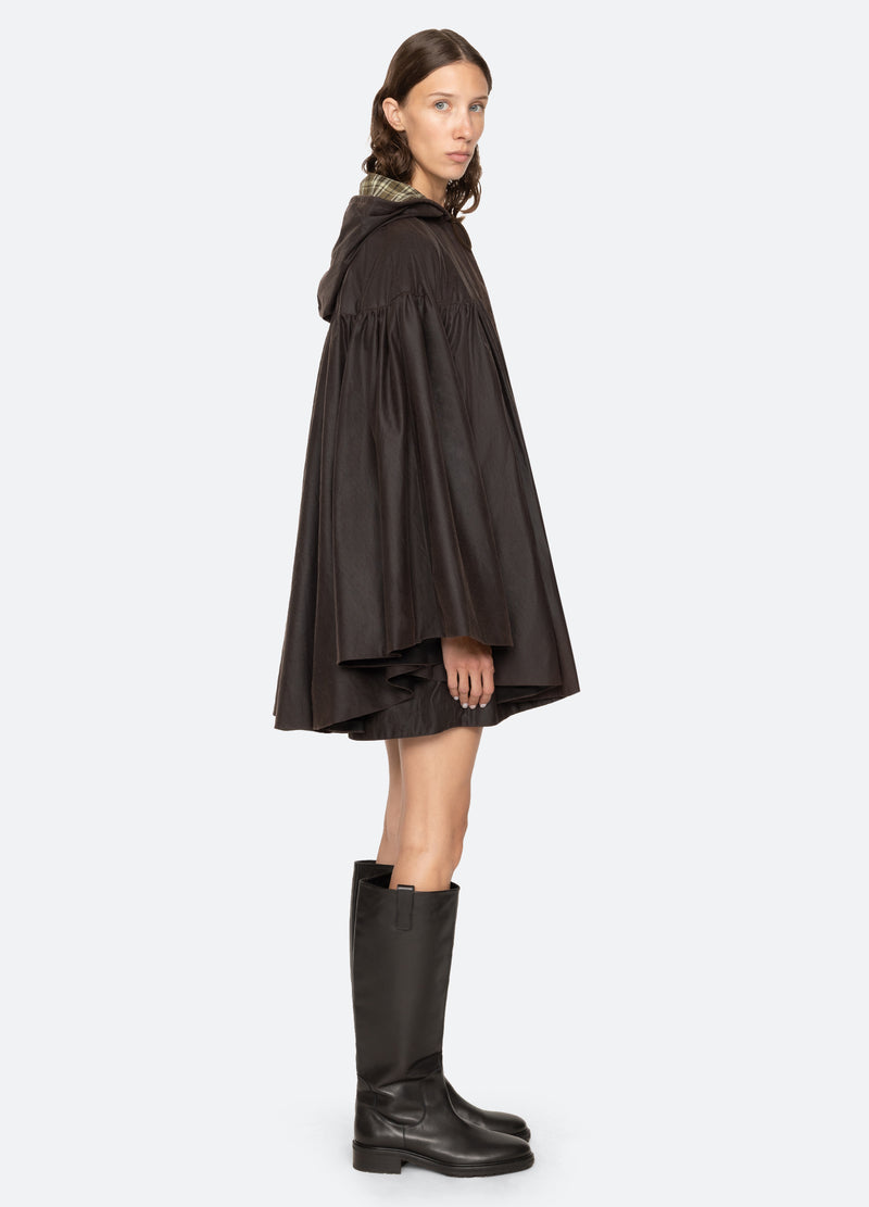 Sea New York Quentin Poncho Brown