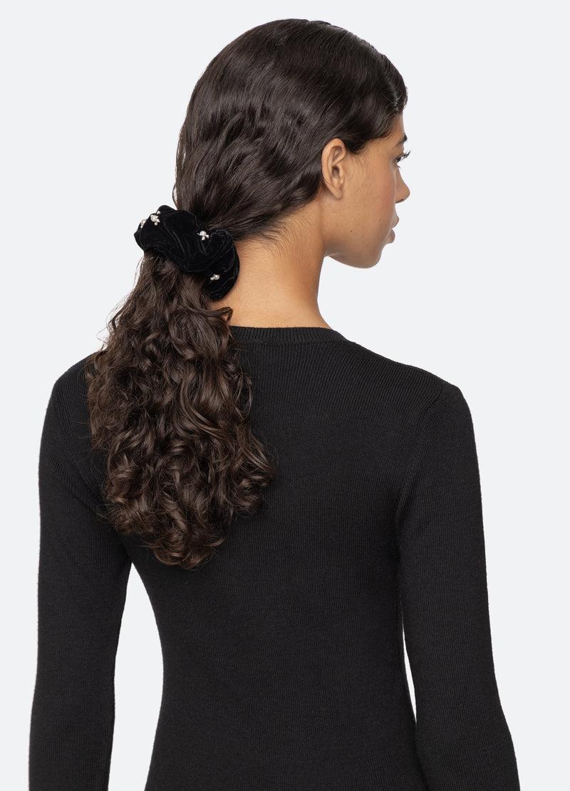 Sea New York Velvet Scrunchie Black
