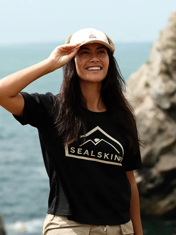 sealskinz Fundenhall Women's Organic Cotton Graphic Tee