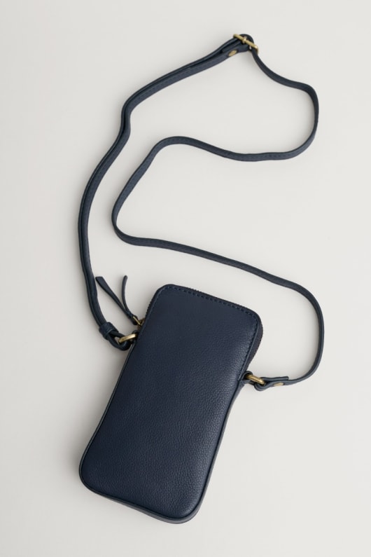 Seasalt Cornwall Kenwyn Zip Up Cross Body Leather Phone Bag