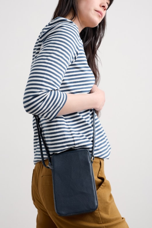 Seasalt Cornwall Kenwyn Zip Up Cross Body Leather Phone Bag