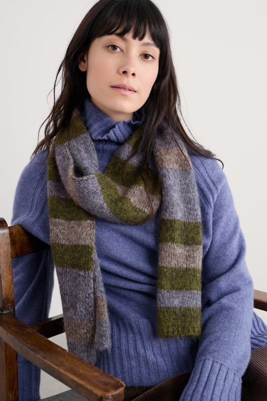 Seasalt Cornwall Thrift Bloom Knitted Scarf