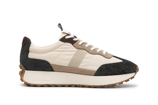 seavees Mens Acorn Trainer Black and Tan