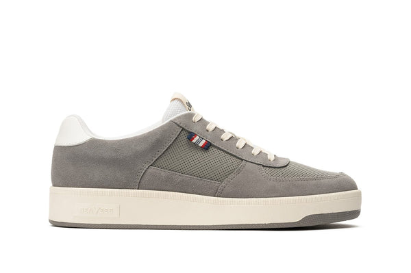 seavees Mens Cardinal Sneaker Storm