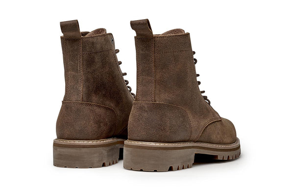 Seavees Mens Dispatch Boot Chestnut