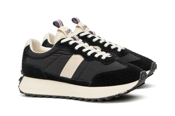 Seavees Womens Acorn Trainer Black