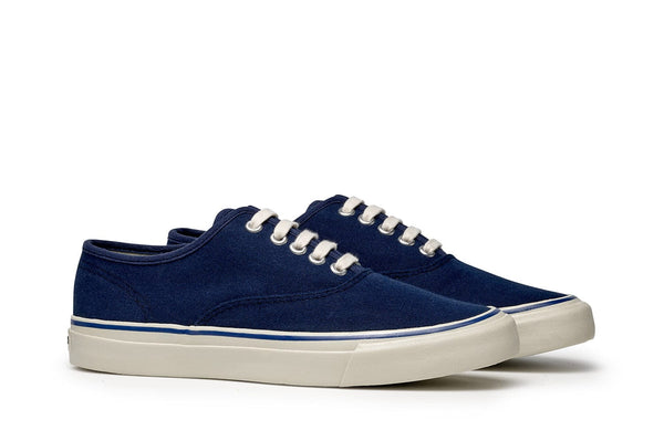 Seavees Womens Founders Edition Yacht Shoe Navy