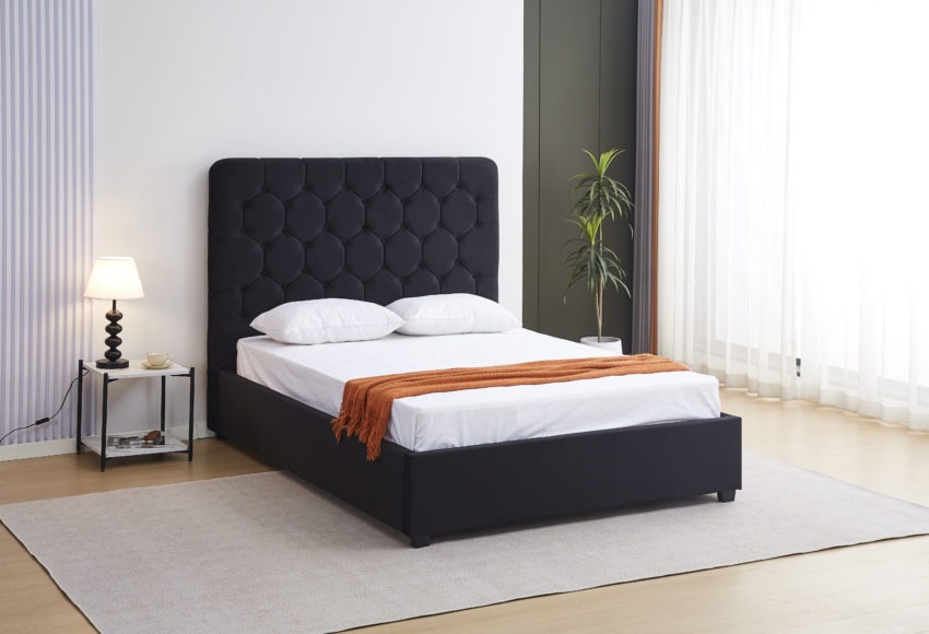 seconique Madison 5' Bed Black Velvet Fabric
