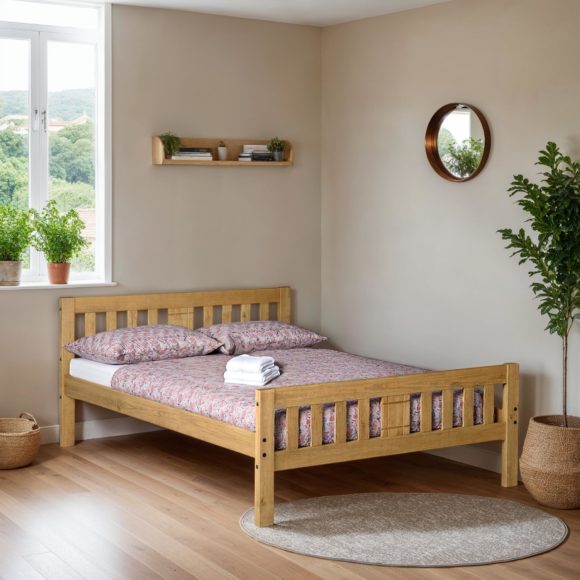 seconique Rio 4'6" Bed Distressed Waxed Pine