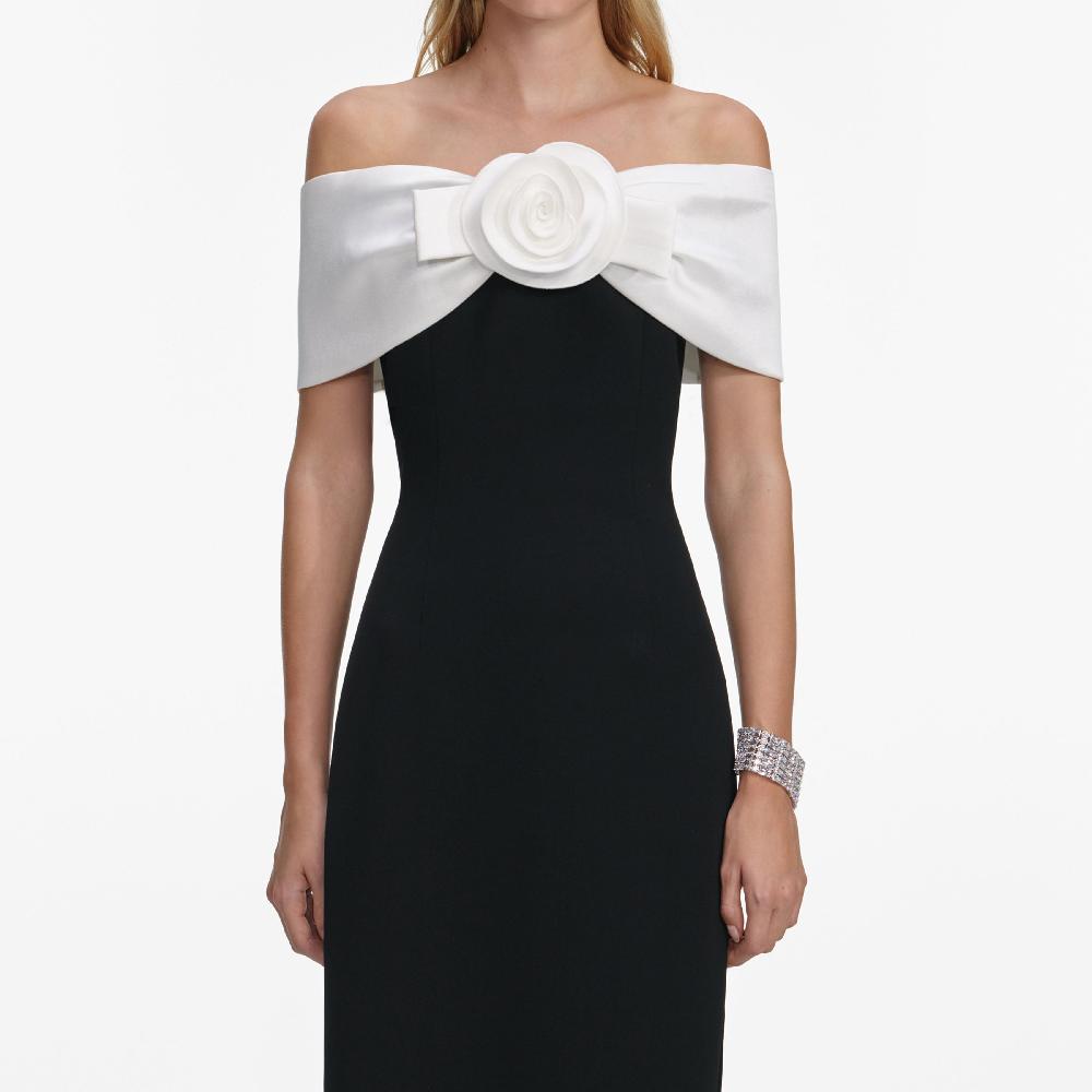 Self Portrait Black Crepe Flower Maxi Dress CLOTHING