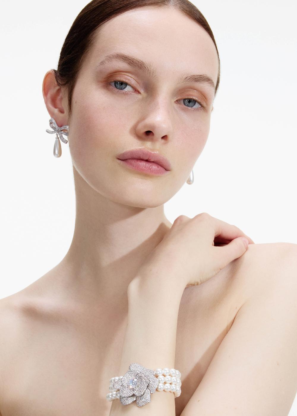 Self Portrait Crystal Flower Pearl Bracelet JEWELLERY